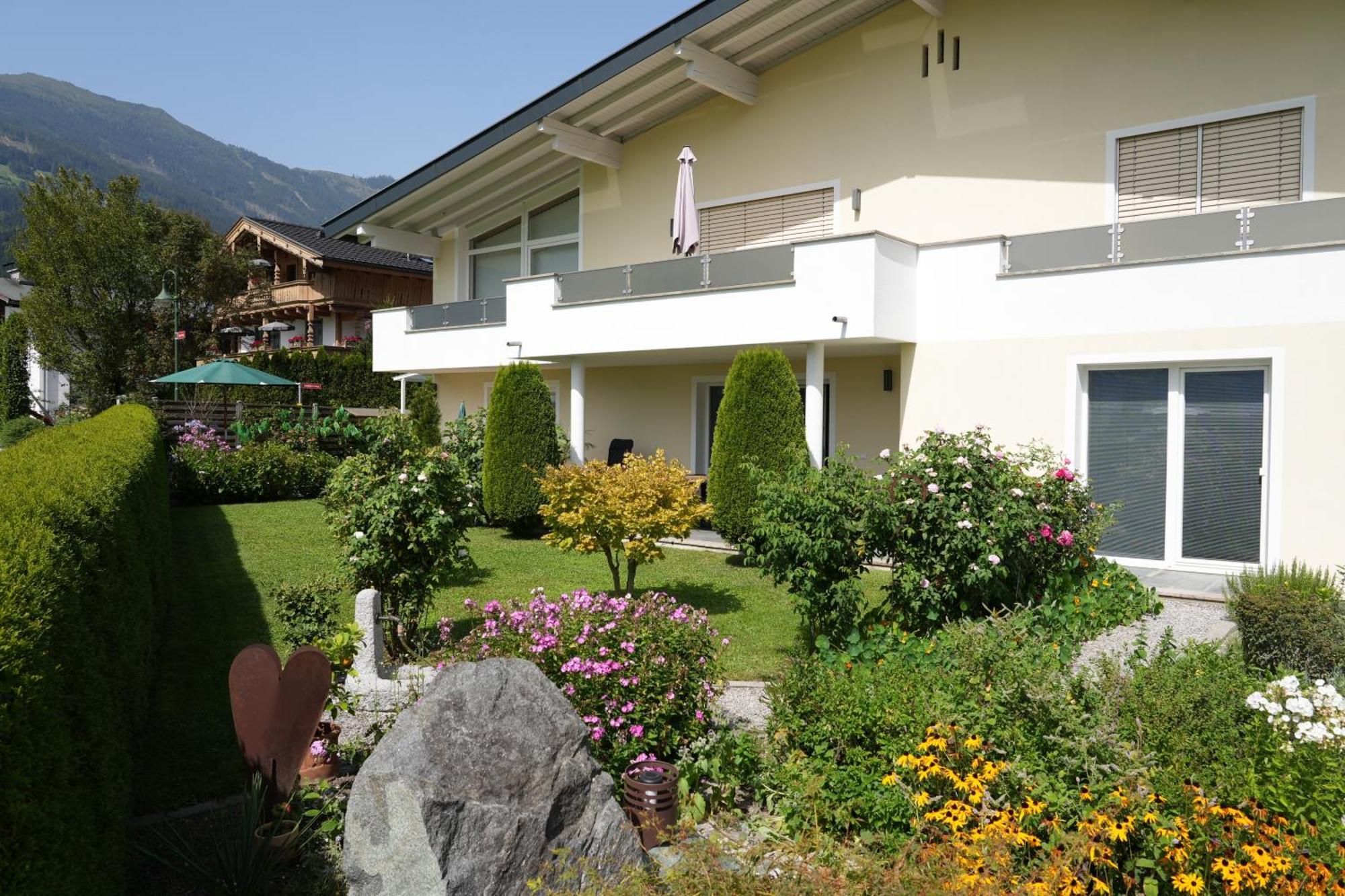Apartment Schatz *